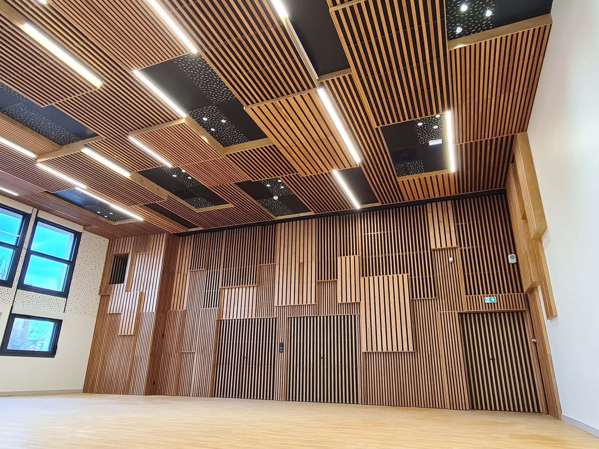 Lycee-Jean-Monet.-Menuiserie-Chapuis.-WLH738-WLH1038-WLH590.-M.6-1